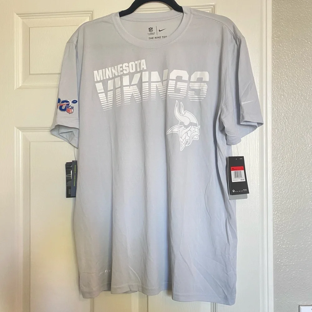 NWT Men's Gray Minnesota Vikings Nike NFL Tee Size Large
